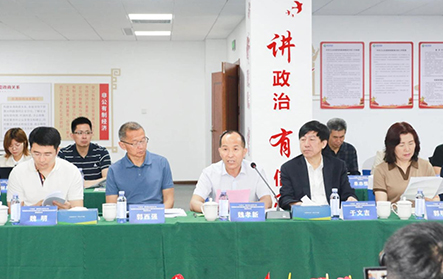 “十四五”國(guó)家重點(diǎn)研發(fā)計(jì)劃“高性能木質(zhì)復(fù)合材料先進(jìn)制造與應(yīng)用關(guān)鍵技術(shù)”課題推進(jìn)會(huì)于新港集團(tuán)順利召開(kāi)