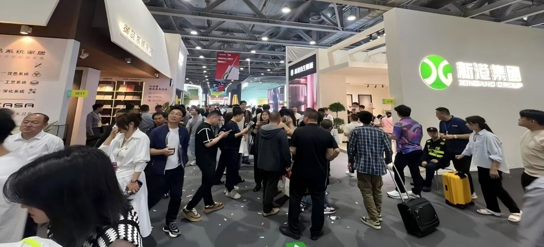 燃爆全場！新港閃耀廣州定制家居展，上演“炸場級”美學盛宴